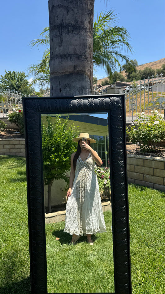 Flowy Goddess